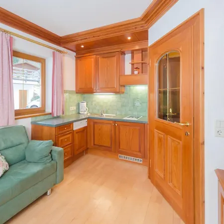 Lindenhof Ξενοδοχείο 4*
